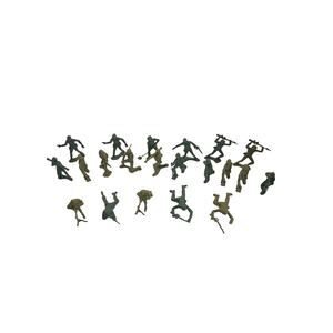 Lot of 21 Army Men Toy Soldiers Miniature Action Figures Pretend Play